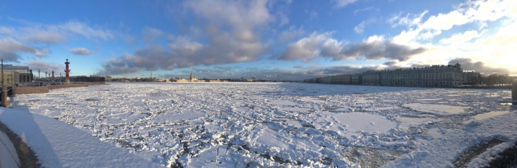 Découverte Enneigée et Culturelle : l&rsquo;Ermitage de Saint-Pétersbourg